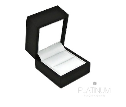Pure Black/ Pure White Ring Box