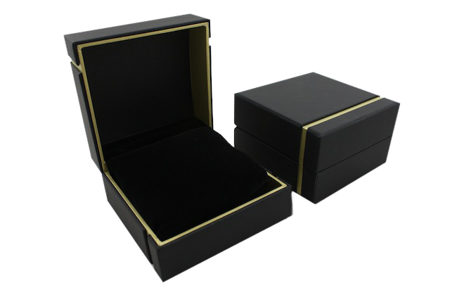 Black and Yellow Pendant box