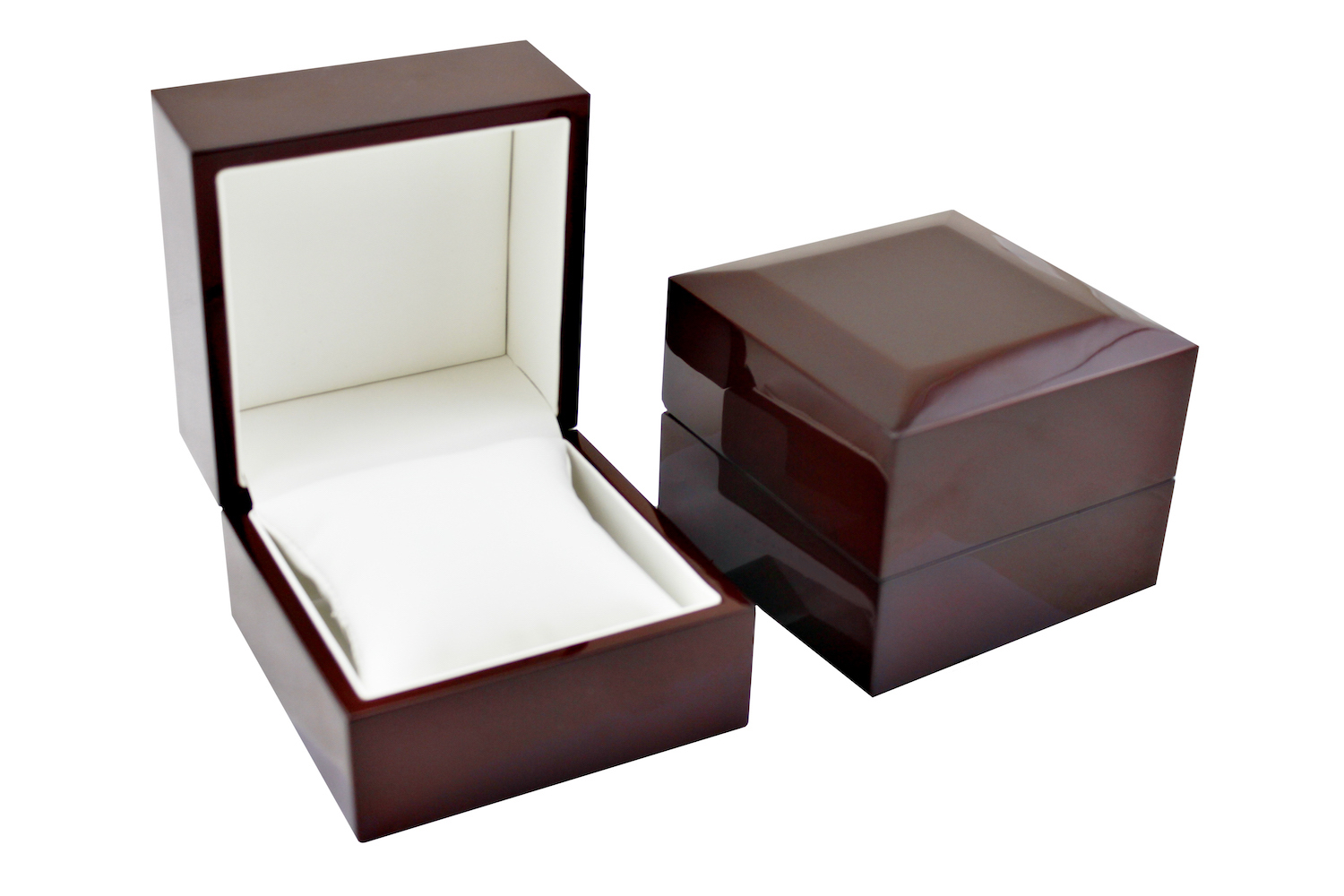 Traditional Elegance Bangle Box Open and Closed