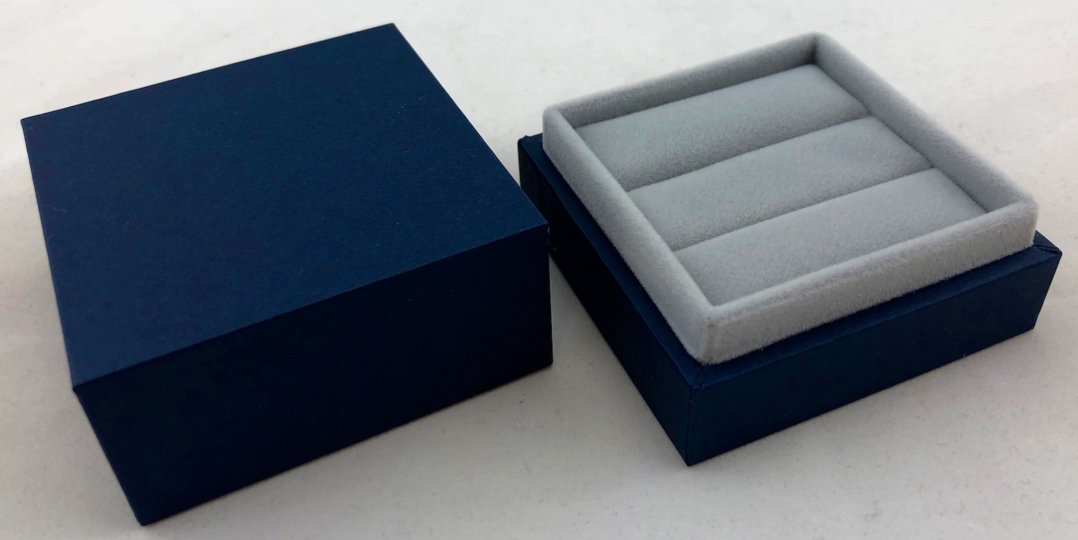 New Blue Envy Double Ring Box