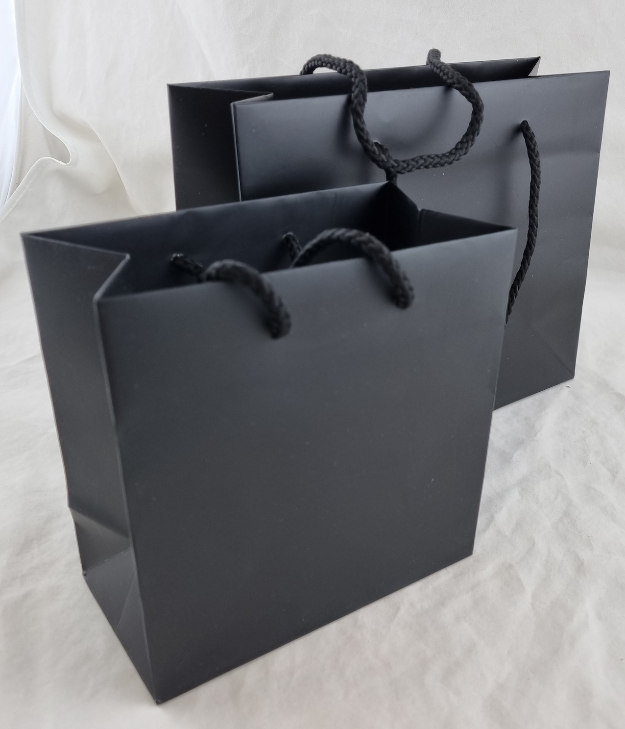 New Matte Black Carry Bags (Medium)