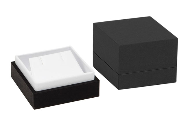 Black and White Earring Box