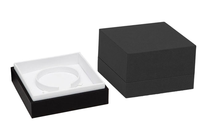 Black/White Envy Bangle Box
